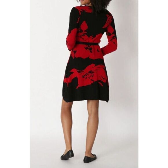 Nina Leonard Women's Sz S Red Floral Belted Jacquard Fit & Flare Sweater Dress - Picture 8 of 8